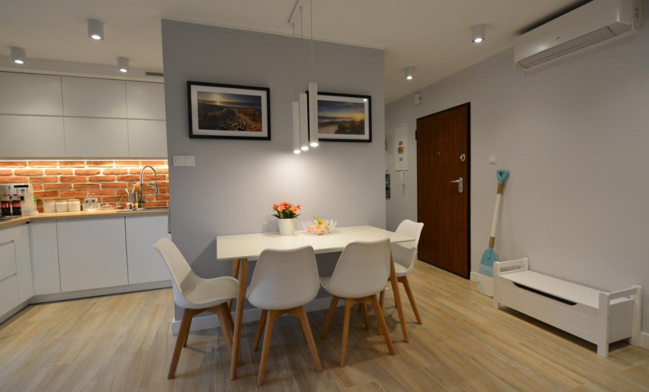 Apartment Premium Wood Baltic Park - 58M2, 3 Pokoje Stegna  Eksteriør billede